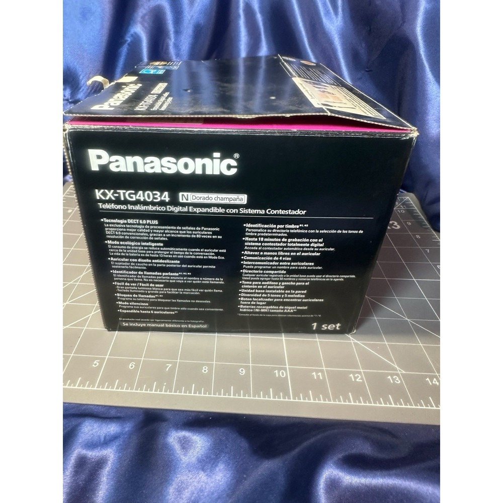Panasonic 6.0 Plus Expandable Digital Cordless Answering System KX-TG4034 4pk - Picture 6 of 9